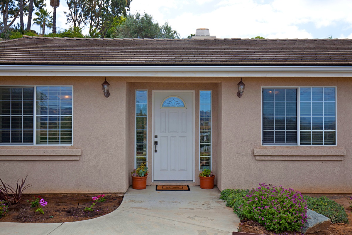 1524 Alturas Road Fallbrook, CA 92028 - Photo 3 of 25