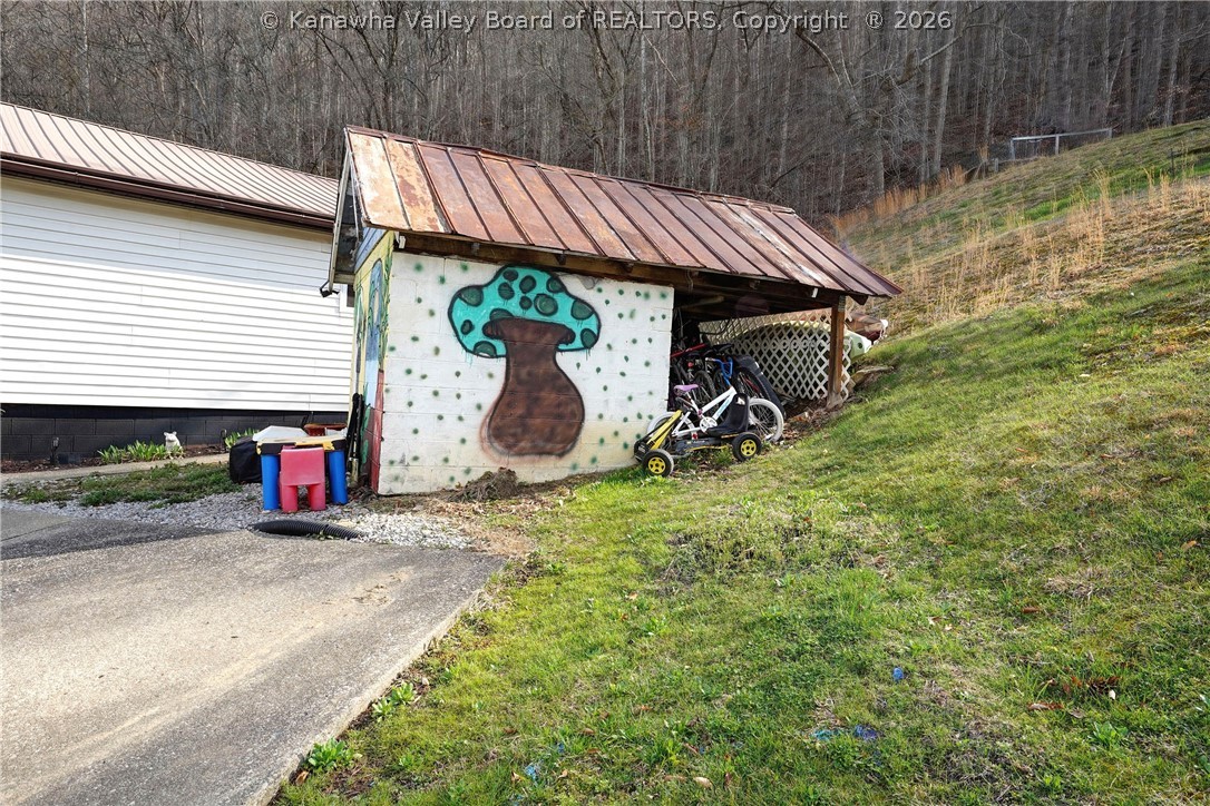 35 Caney Br Road Harts, WV 25524 - Photo 22 of 26 Gallery Image 22