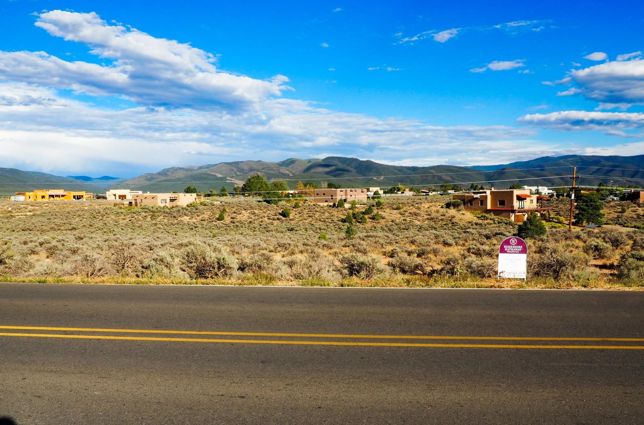 353 Blueberry Hl Road El Prado, NM 87529 - Photo 4 of 9 Gallery Image 4