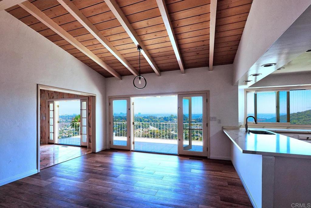 7311 Rue Michael La Jolla, CA 92037 - Photo 11 of 29 Gallery Image 11