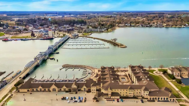 $309,800 | 107 North 1st Avenue, Unit 223/225, Sturgeon Bay, WI 54235