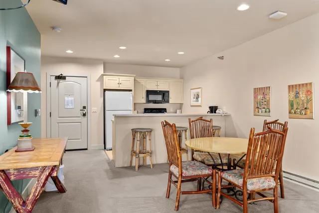 $309,800 | 107 North 1st Avenue, Unit 223/225, Sturgeon Bay, WI 54235