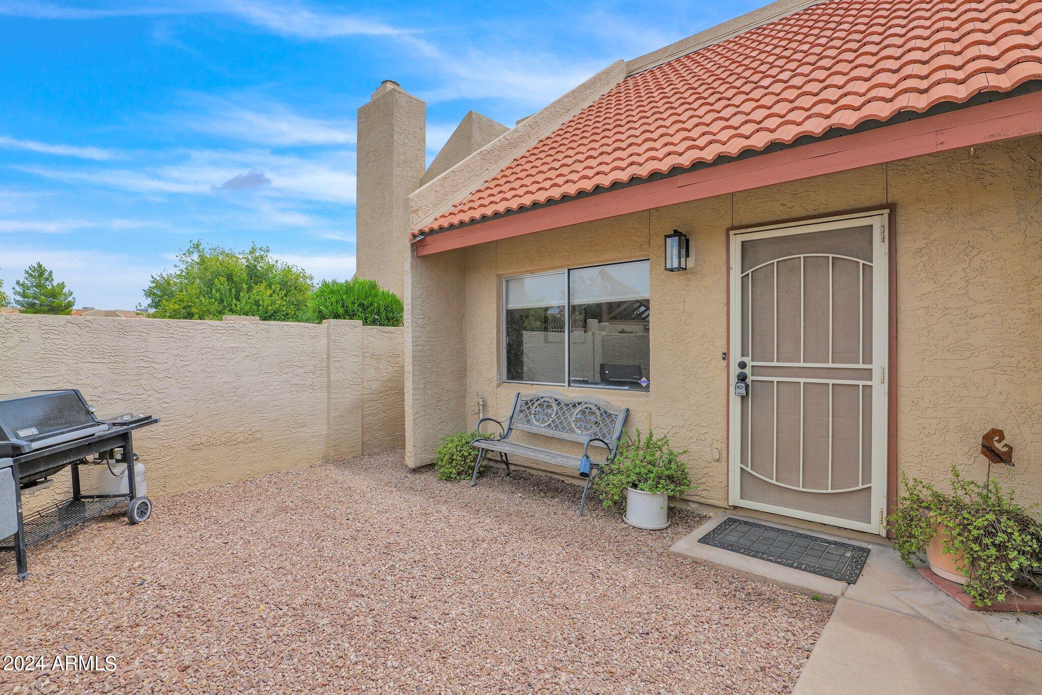 4148 West Boca Raton Road Phoenix, AZ 85053 - Photo 9 of 16 Private courtyard