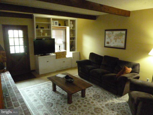 1117 Old Eagle Road Lancaster, PA 17601 - Photo 5 of 33 Gallery Image 5