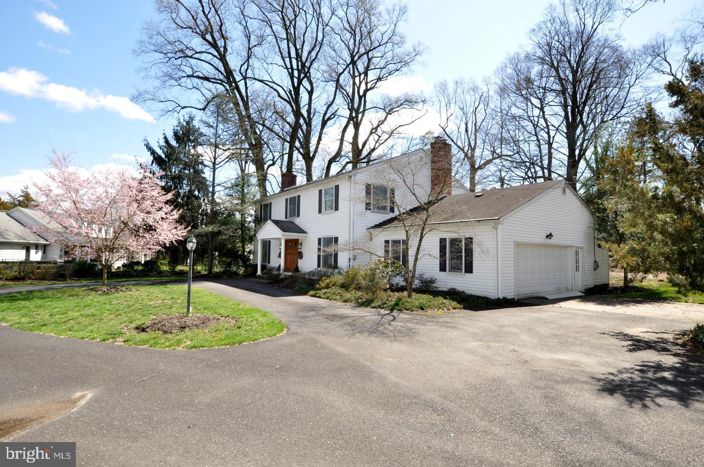 2405 Riverton Road Cinnaminson, NJ 08077 - Photo 3 of 37 Gallery Image 3