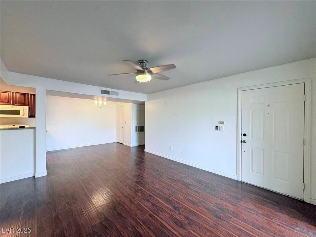 7885 West Flamingo Road, Unit 1113 Las Vegas, NV 89147 - Photo 8 of 33