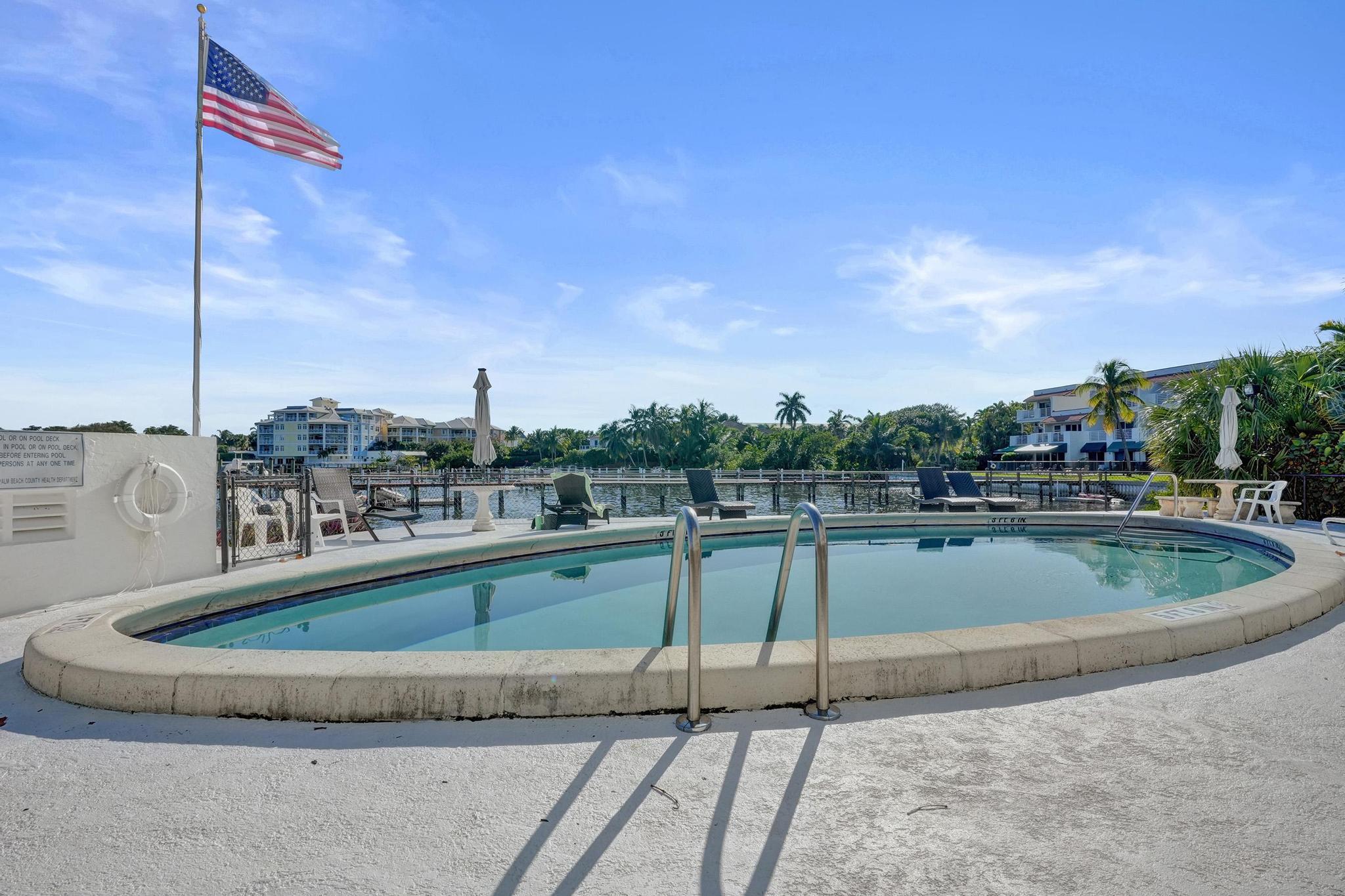 231 East Lantana Road, Unit 204 Lantana, FL 33462 - Photo 4 of 63 DSC06776