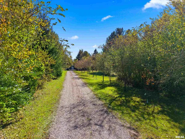 $567,000 | 29353 North Bitner Road, Glasford, IL 61533