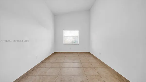 a view of empty room with window