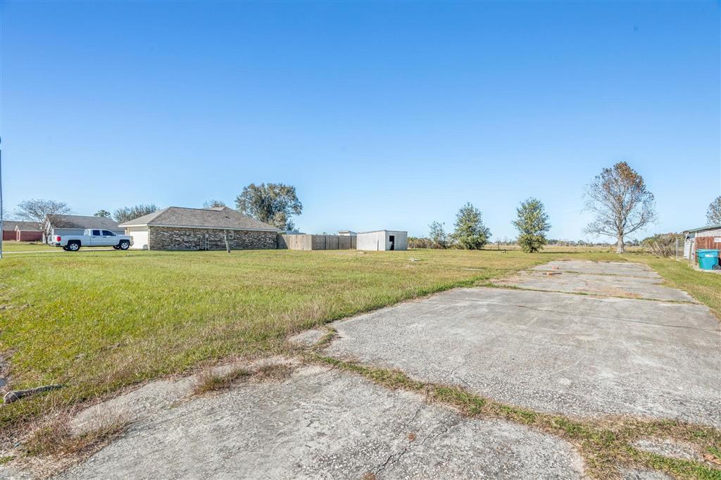 2824 Southern Ridge Road Lake Charles, LA 70607 - Photo 2 of 7