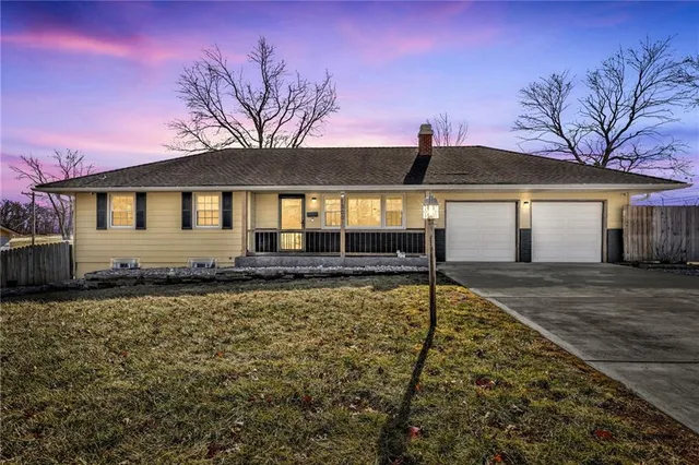 $270,000 | 13001 East 54th Terrace, Kansas City, MO 64133