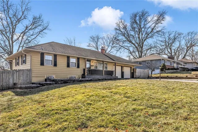 $270,000 | 13001 East 54th Terrace, Kansas City, MO 64133