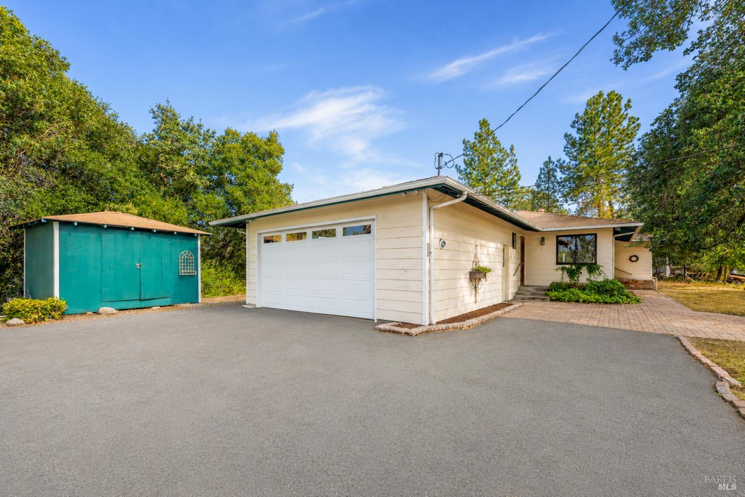 1921 Ridge Road Ukiah, CA 95482 - Photo 29 of 32