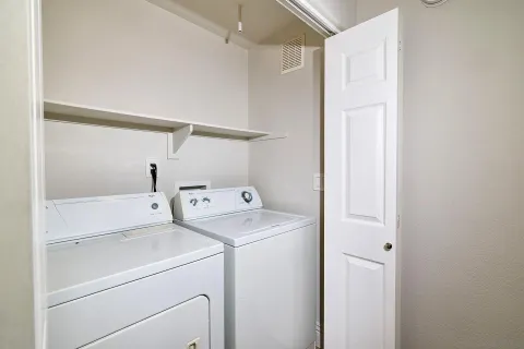 $859,000 | 12374 Carmel Country Road, Unit 208, San Diego, CA 92130