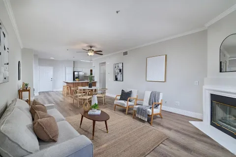 $859,000 | 12374 Carmel Country Road, Unit 208, San Diego, CA 92130