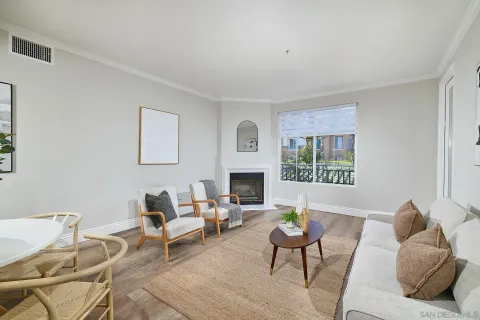 $859,000 | 12374 Carmel Country Road, Unit 208, San Diego, CA 92130