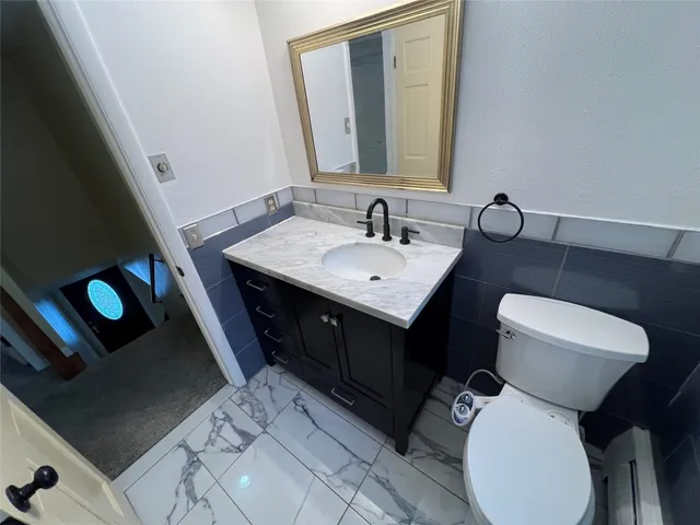 $3,000 | 2444 Rhonda Drive, Vestal, NY 13850