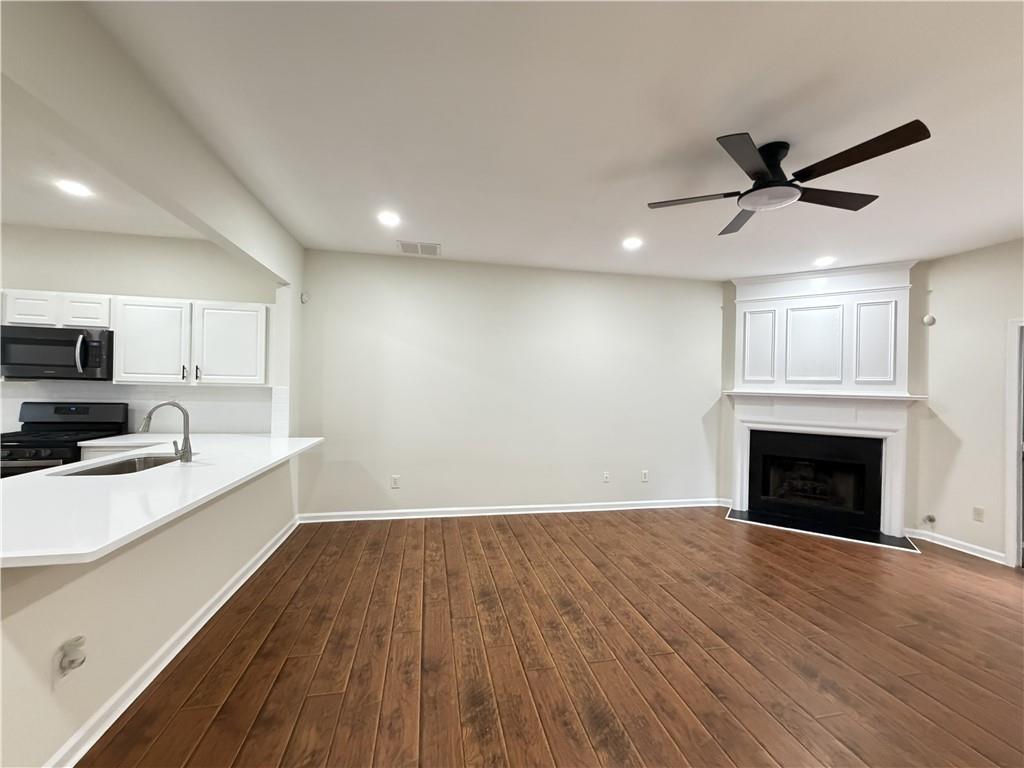 9155 Nesbit Ferry Road, Unit 129 Alpharetta, GA 30022 - Photo 11 of 47 Gallery Image 11