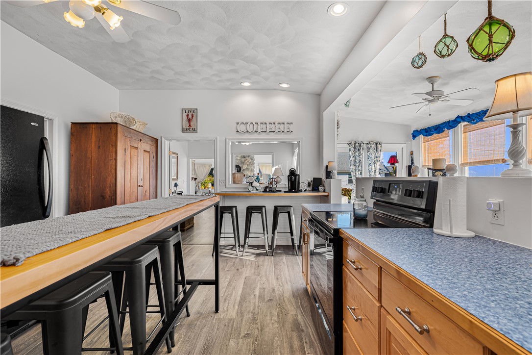 34 Pier Road Portsmouth, RI 02872 - Photo 14 of 45 Gallery Image 14