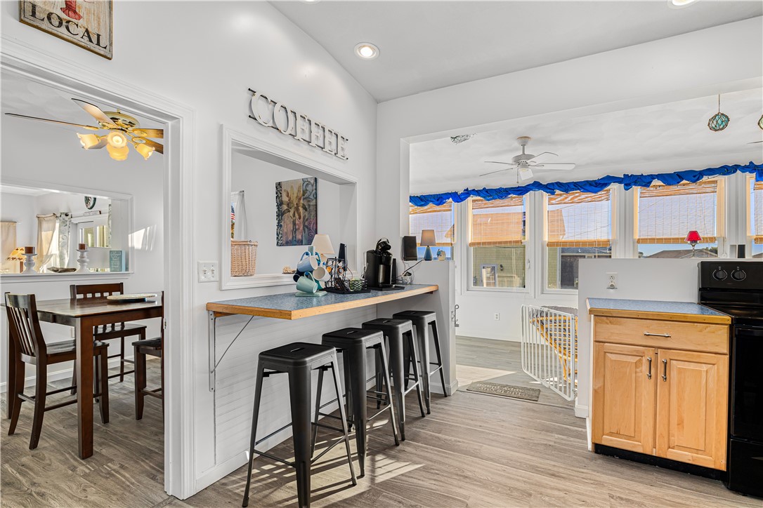 34 Pier Road Portsmouth, RI 02872 - Photo 16 of 45 Gallery Image 16