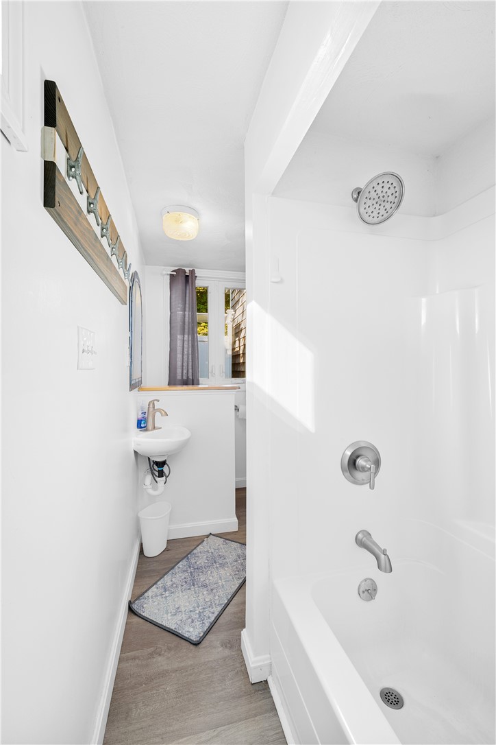 34 Pier Road Portsmouth, RI 02872 - Photo 25 of 45 Gallery Image 25