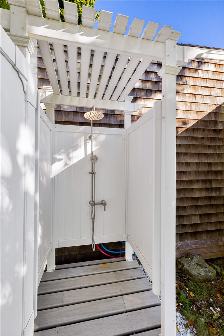 34 Pier Road Portsmouth, RI 02872 - Photo 34 of 45 Gallery Image 34