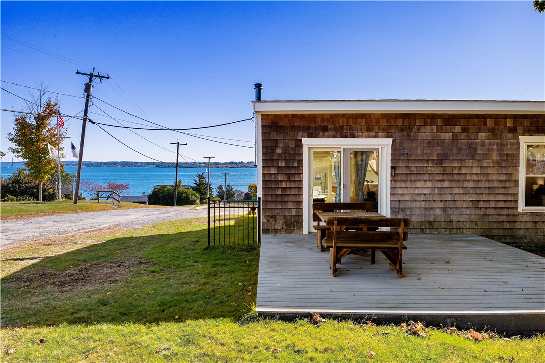 34 Pier Road Portsmouth, RI 02872 - Photo 36 of 45 Gallery Image 36