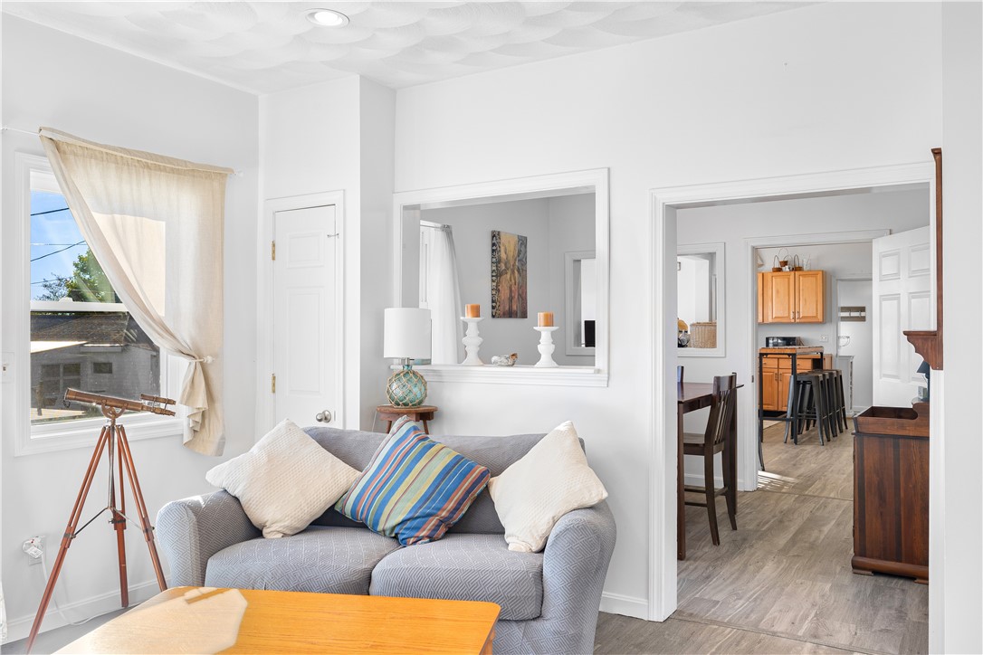 34 Pier Road Portsmouth, RI 02872 - Photo 9 of 45 Gallery Image 9