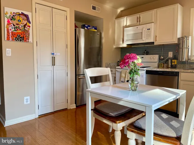 $245,000 | 334 Cherrydale Avenue, Front Royal, VA 22630