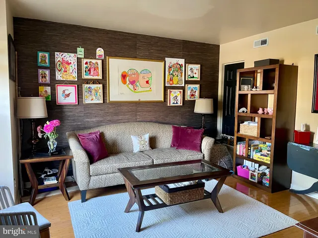 $245,000 | 334 Cherrydale Avenue, Front Royal, VA 22630