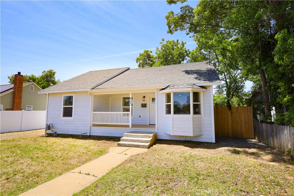 417 South Murdock Avenue Willows, CA 95988 - Photo 1 of 28