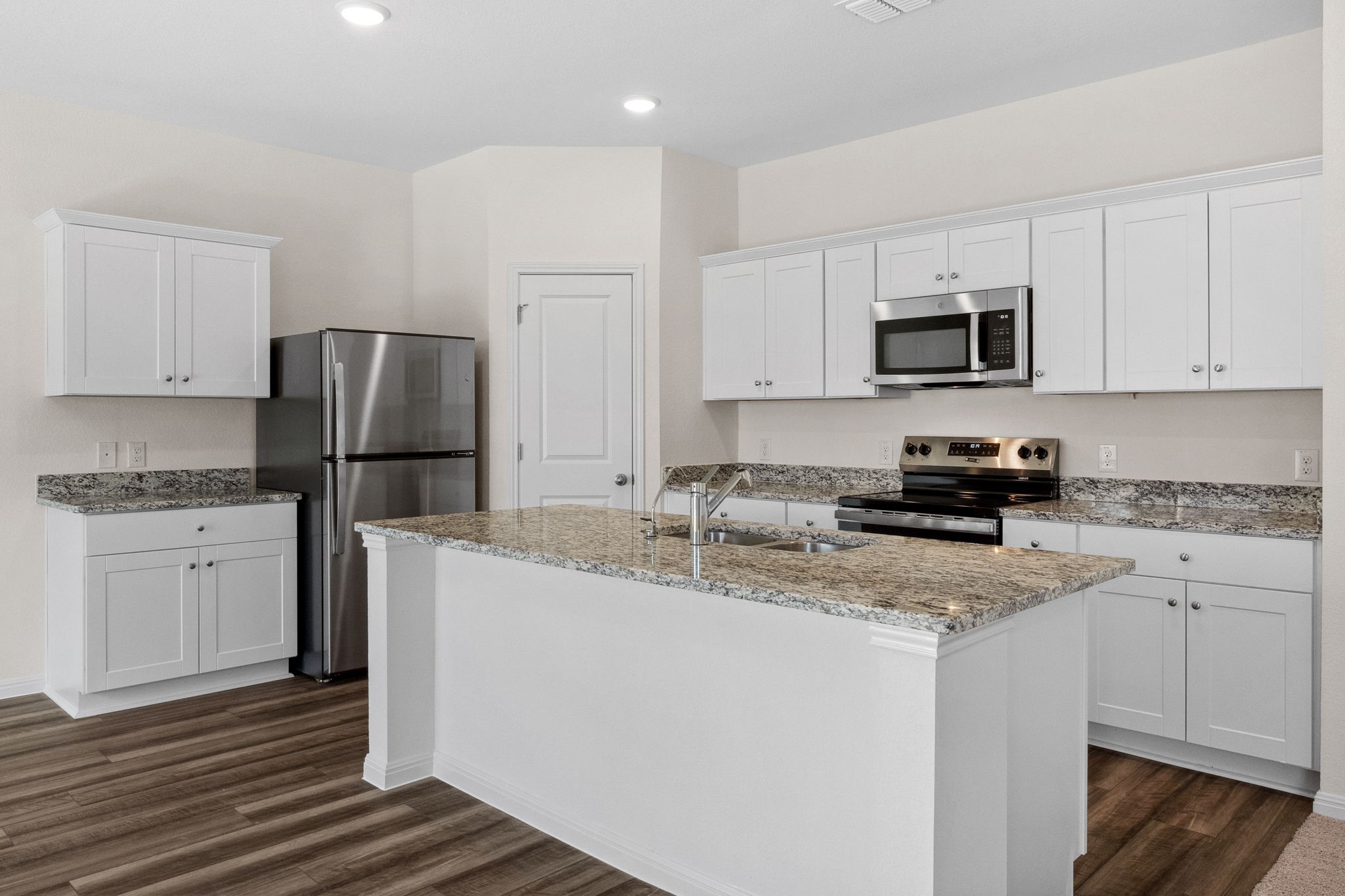 Welcome to 513 Thistle in Hymeadow!