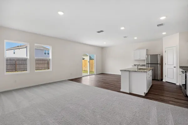 $1,900 | 513 Thistle Lane, Maxwell, TX 78656