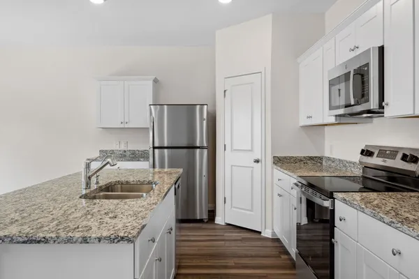 $1,900 | 513 Thistle Lane, Maxwell, TX 78656