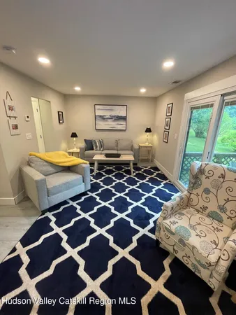 $2,800 | 204 Village Court, Kingston, NY 12401