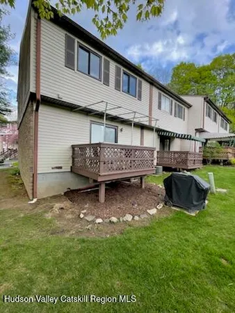 $2,800 | 204 Village Court, Kingston, NY 12401