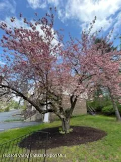 $2,800 | 204 Village Court, Kingston, NY 12401