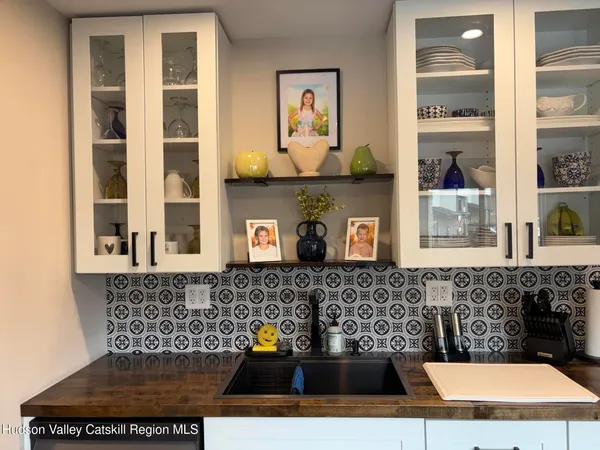 $2,800 | 204 Village Court, Kingston, NY 12401