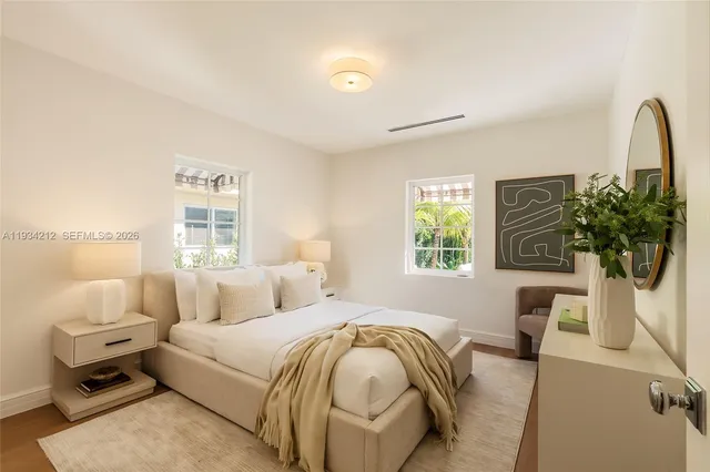 $3,250,000 | 720 Madeira Avenue, Coral Gables, FL 33134