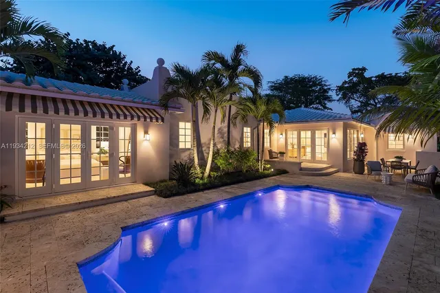 $3,250,000 | 720 Madeira Avenue, Coral Gables, FL 33134