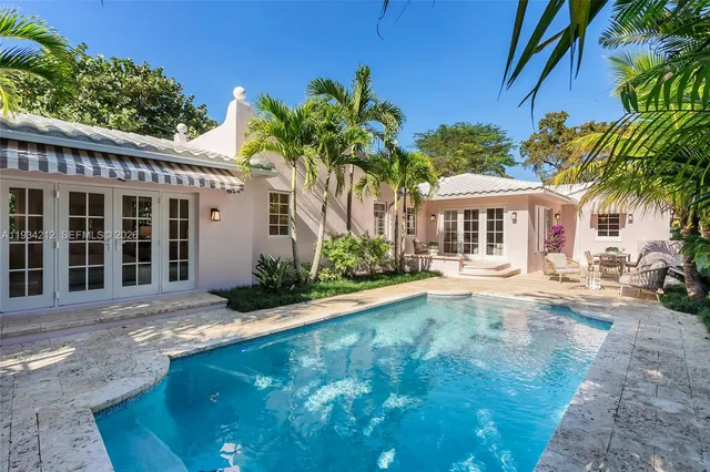 $3,250,000 | 720 Madeira Avenue, Coral Gables, FL 33134