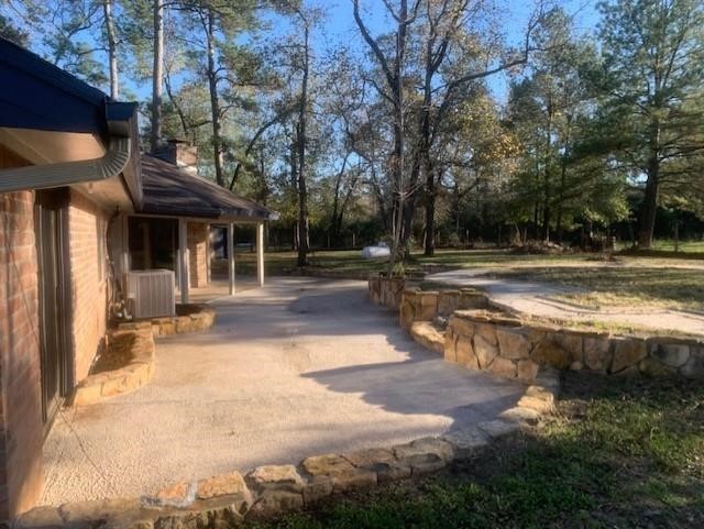 12713 Roy Harris Loop Conroe, TX 77306 - Photo 2 of 41