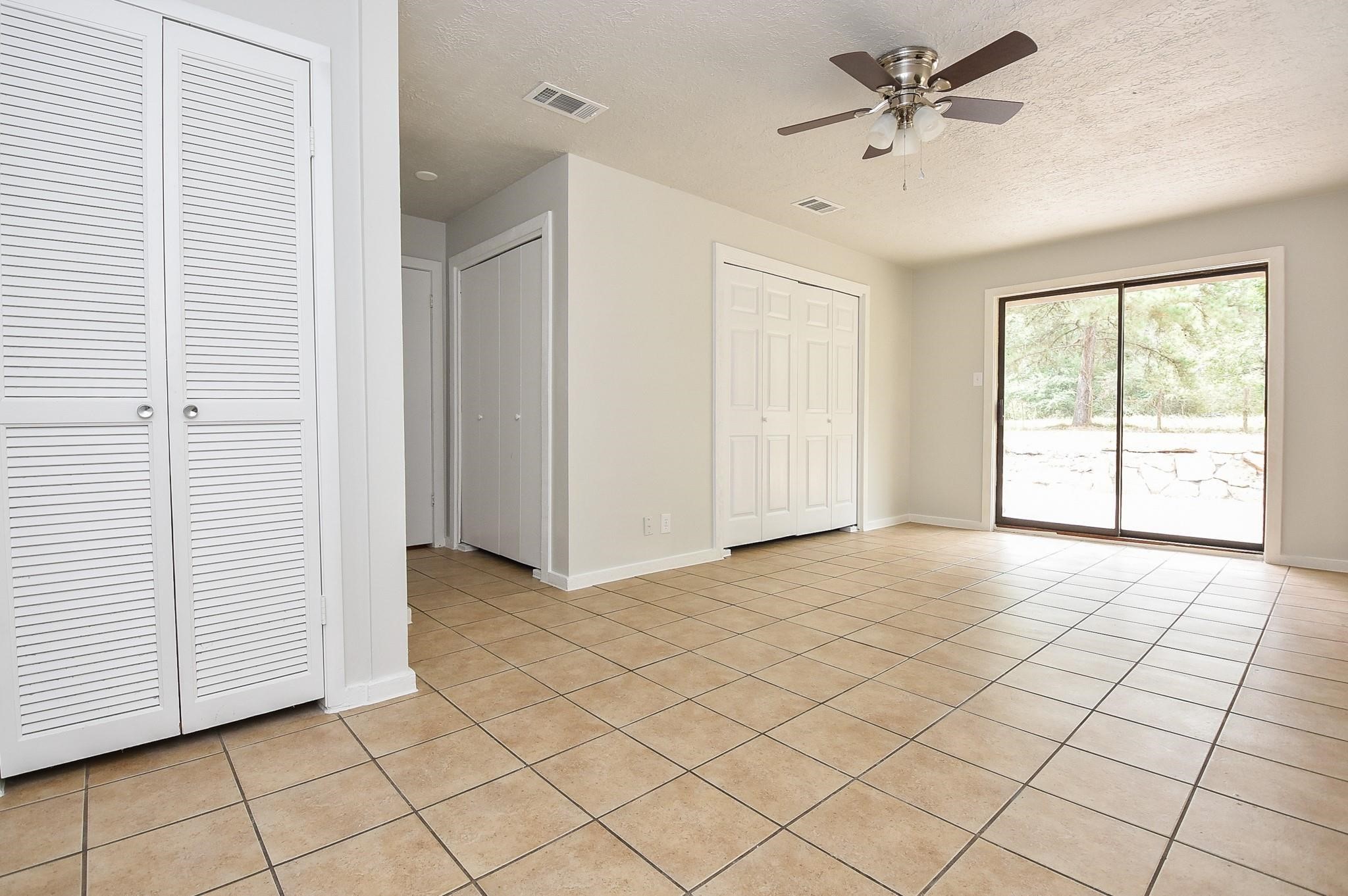 12713 Roy Harris Loop Conroe, TX 77306 - Photo 33 of 41