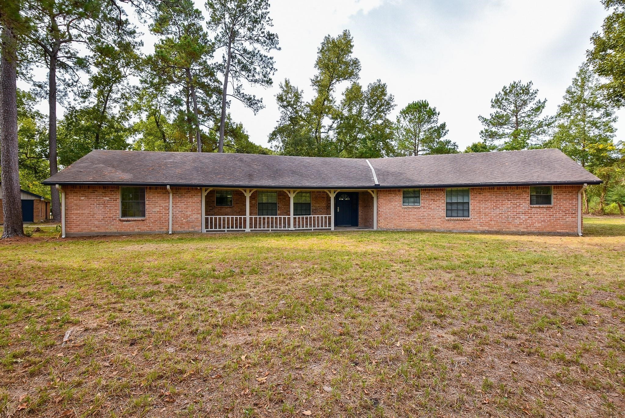 12713 Roy Harris Loop Conroe, TX 77306 - Photo 36 of 41