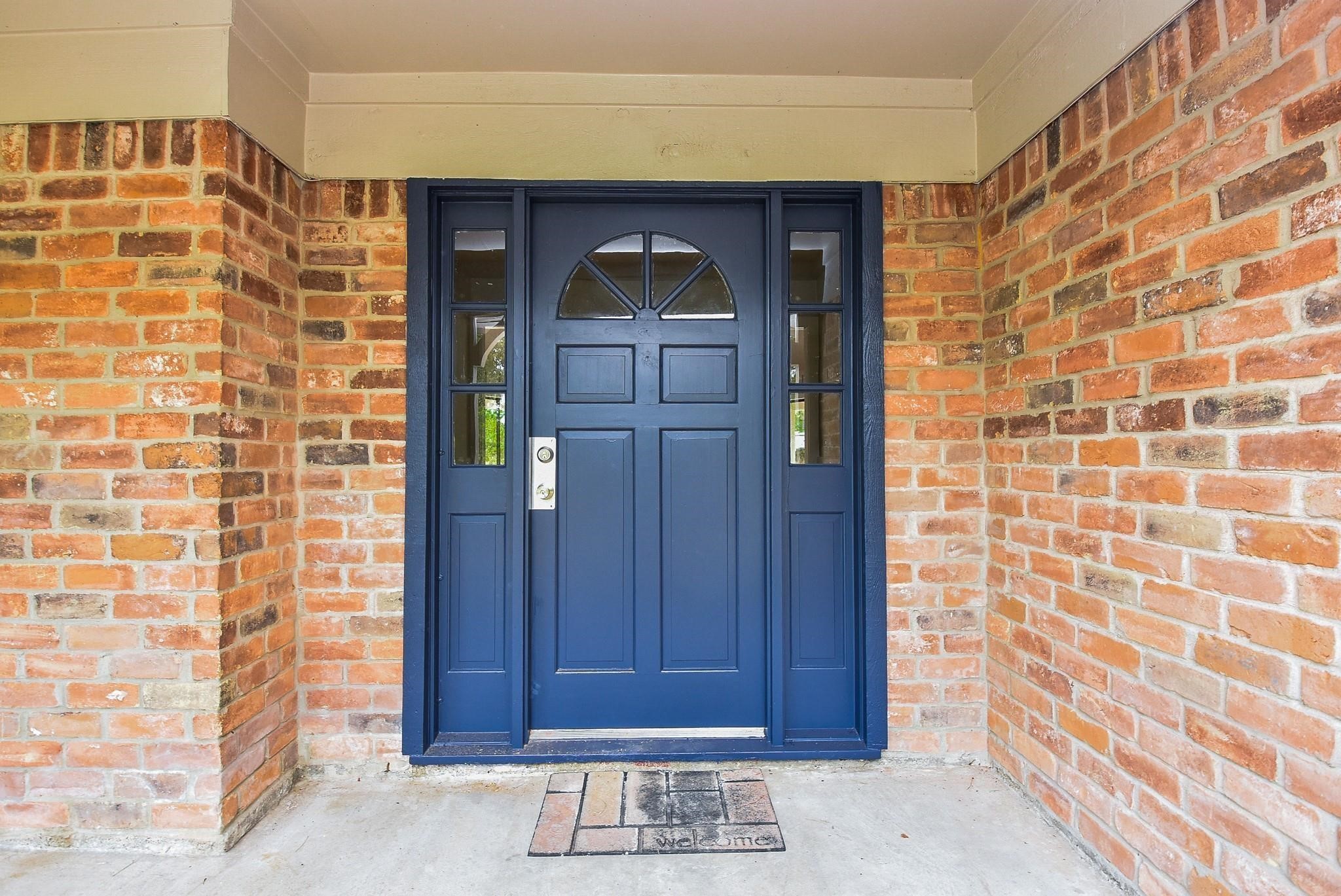 12713 Roy Harris Loop Conroe, TX 77306 - Photo 4 of 41