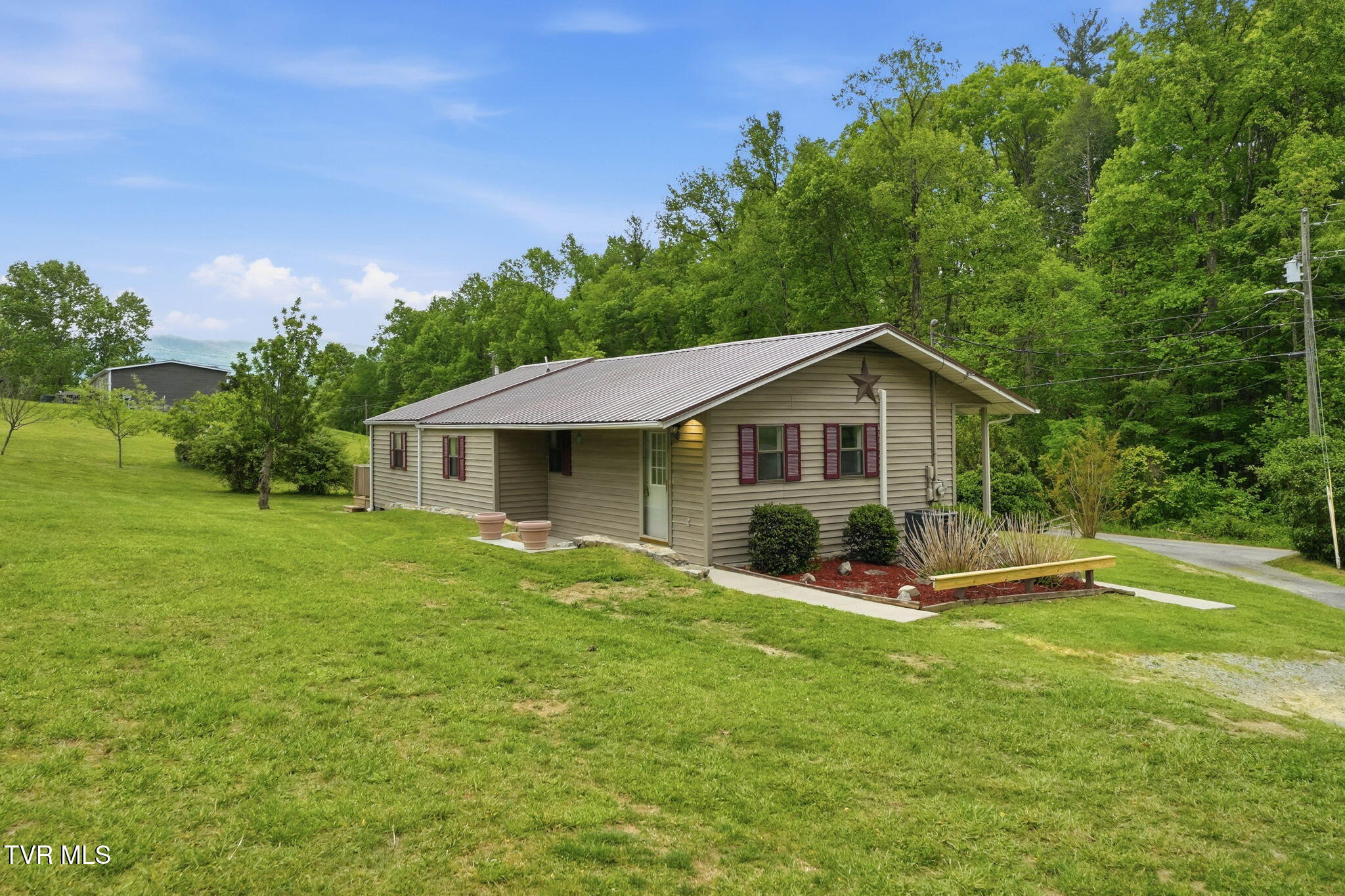 737 Lower Stone Mountain Road Unicoi, TN 37692 - Photo 2 of 34 19-web-or-mls-737 Lower Stone Mtn-26