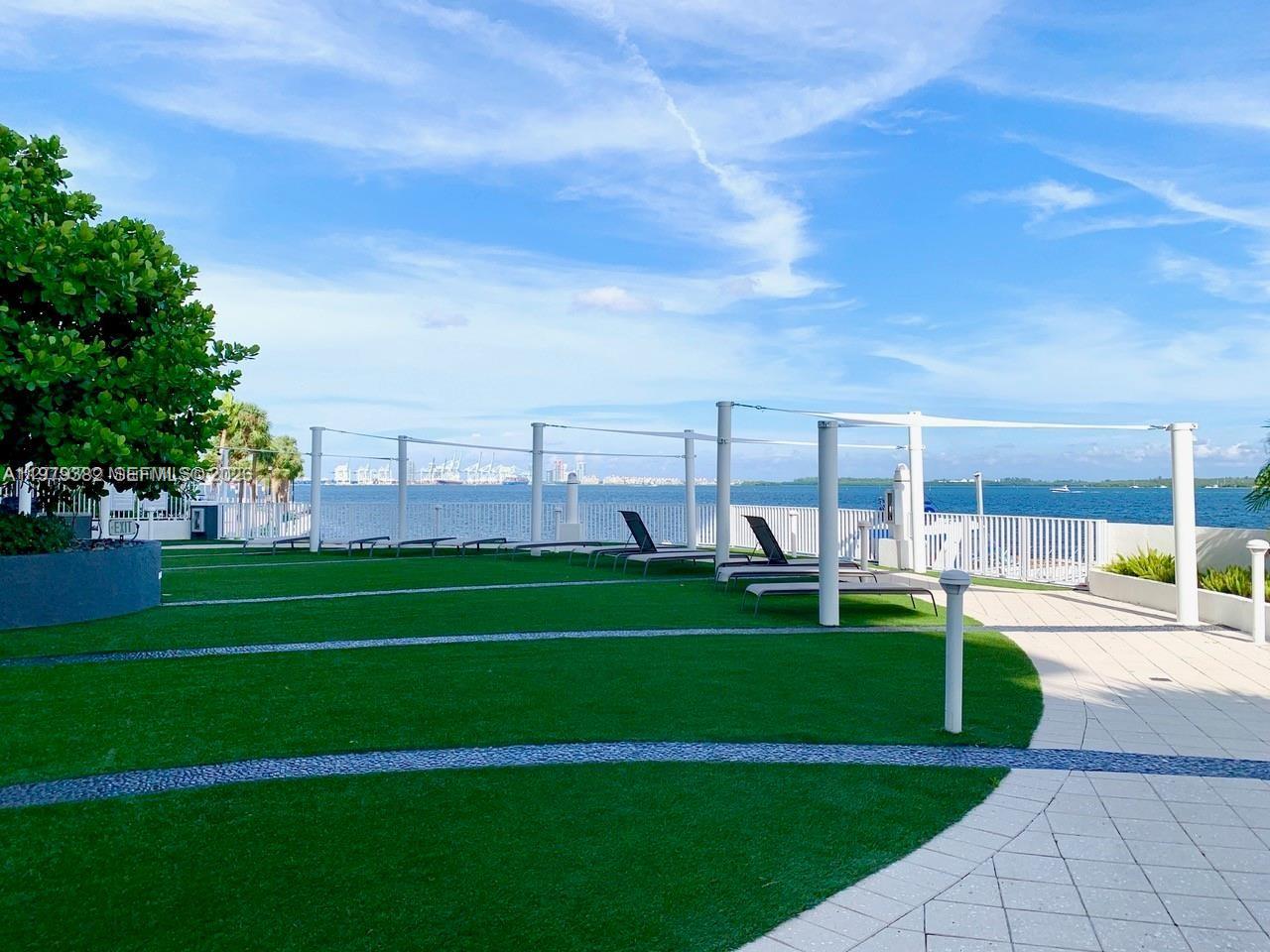 200 Southeast 15th Road, Unit 3J Miami, FL 33129 - Photo 31 of 39