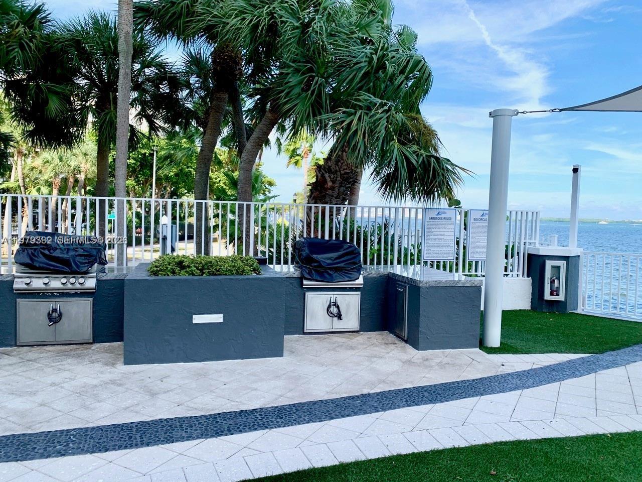 200 Southeast 15th Road, Unit 3J Miami, FL 33129 - Photo 33 of 39