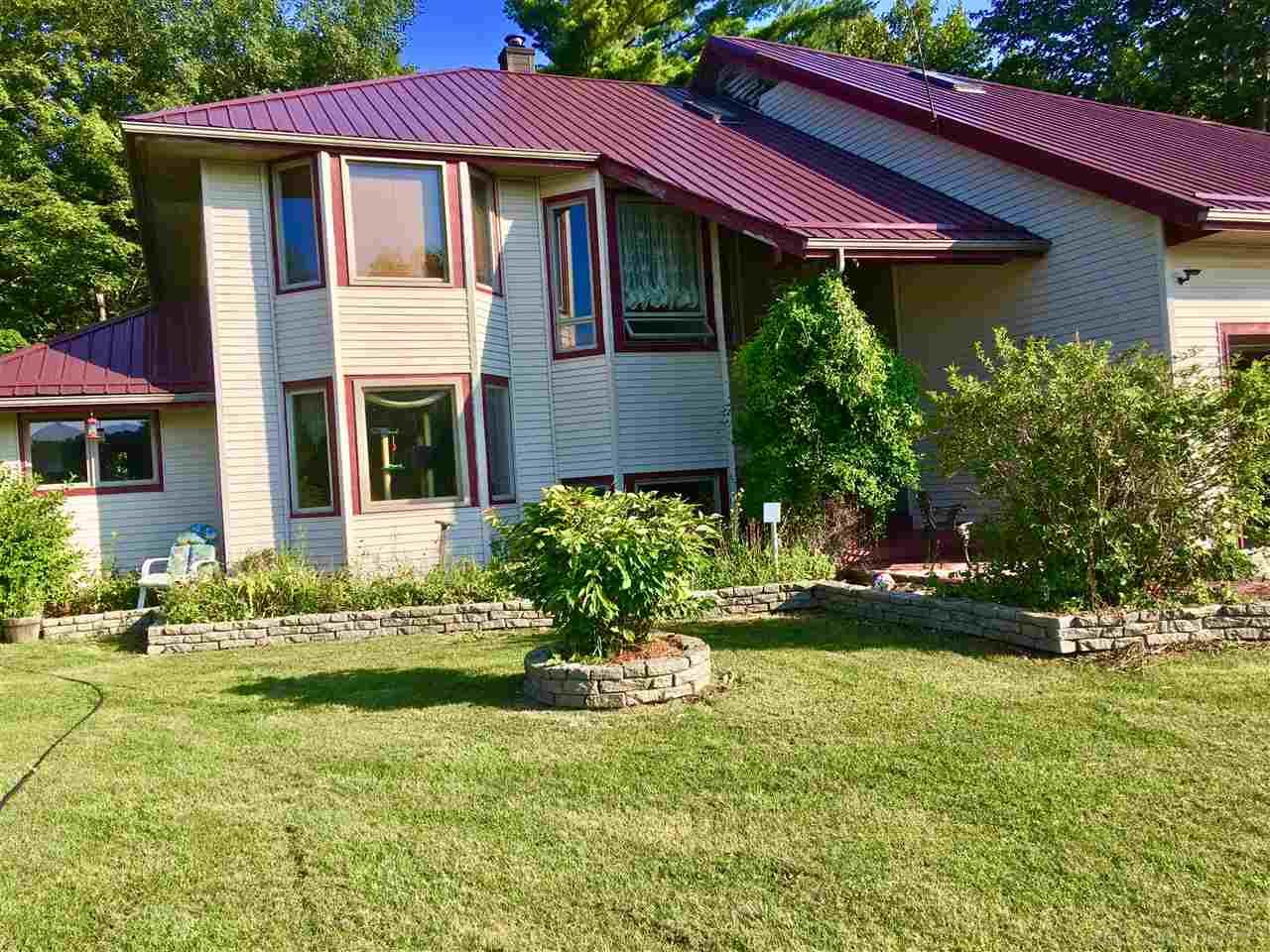5445 Myron Road Jeddo, MI 48032 - Photo 2 of 49 Summer Time Beauty