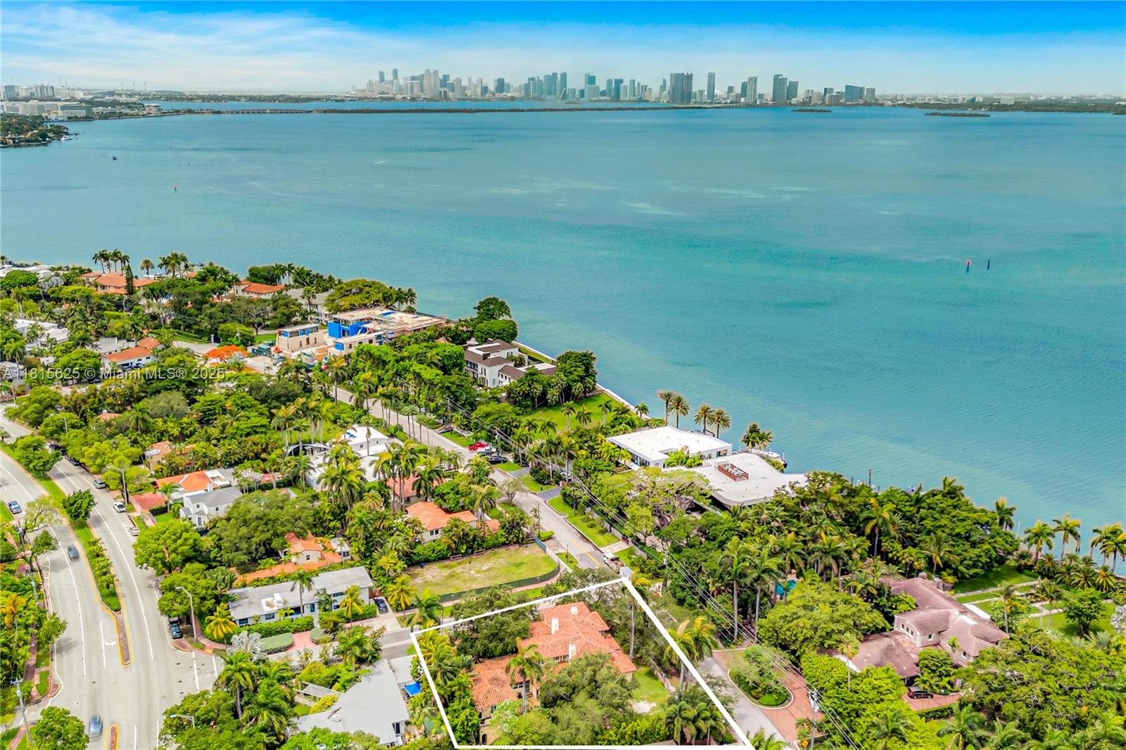 5905 North Bay Road Miami Beach, FL 33140 - Photo 11 of 13